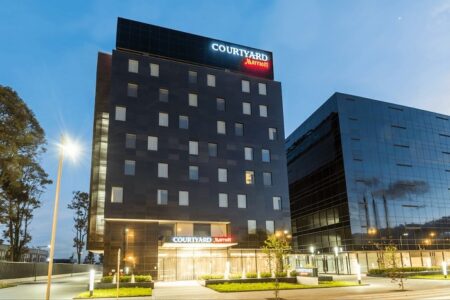 Courtyard by Marriott Bogotá Airport