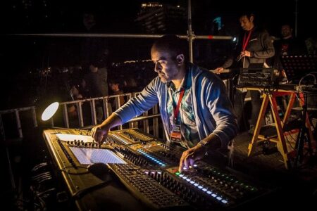 Óscar Medina, jefe de Sonido y Audiovisual del Municipal de Santiago