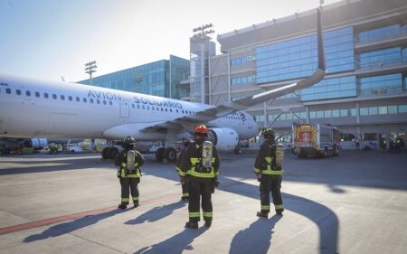 Apoyo de Latam Airlines a Bomberos de Chile