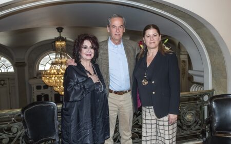“Ópera incorrecta”