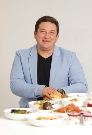 Felipe Gutiérrez, Chef Ejecutivo LATAM