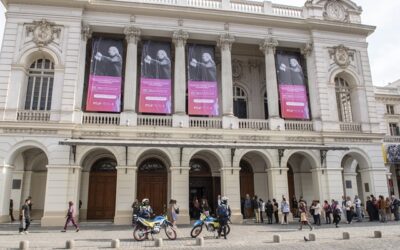 Avanzan mejoras en el entorno del Teatro Municipal de Santiago