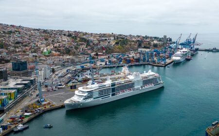 Recalada doble de cruceros en Valparaíso