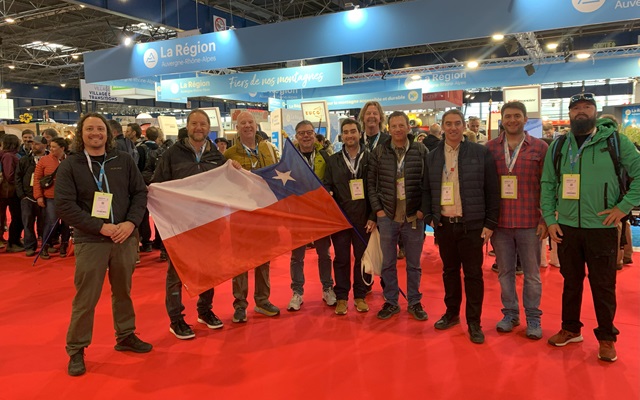 Delegación chilena en cita mundial de turismo de montaña en Francia