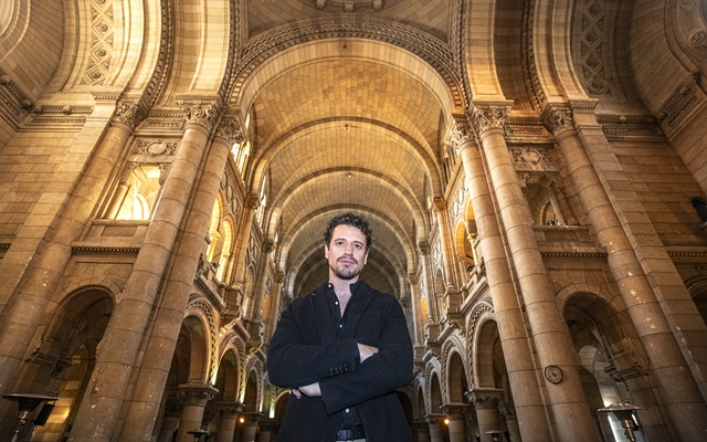 Paolo Bortolameolli en el Municipal de Santiago con “La ciudad de oro”