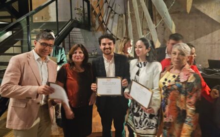 Cien años de la Cámara de Comercio y Turismo de Valparaíso Cien años de la Cámara de Comercio y Turismo de Valparaíso