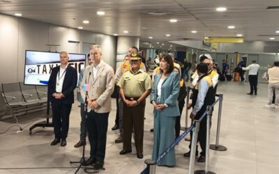 Nueva ley endurece las sanciones contra transporte informal en aeropuertos