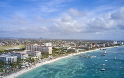 “Efecto Aruba”: por qué la Isla Feliz es refugio de los chilenos para sus escapadas