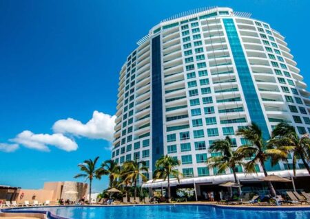 Mercure Resort Park Royal Beach Mazatlán