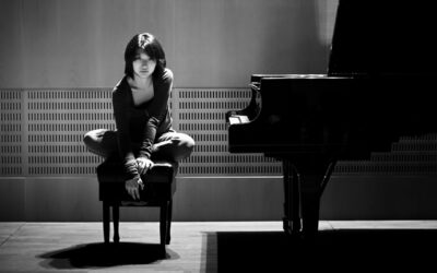 Joven pianista Claire Huangci debuta en el Teatro Municipal de Santiago
