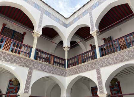 Patio interior de la Mezquita del Dey en Argel