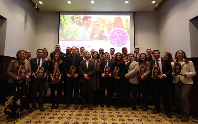 16 Fiestas de la Vendimia recibieron el Sello 2026 que otorga Enoturismo Chile