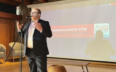 Director de&nbsp; Sernatur, Cristóbal Benítez