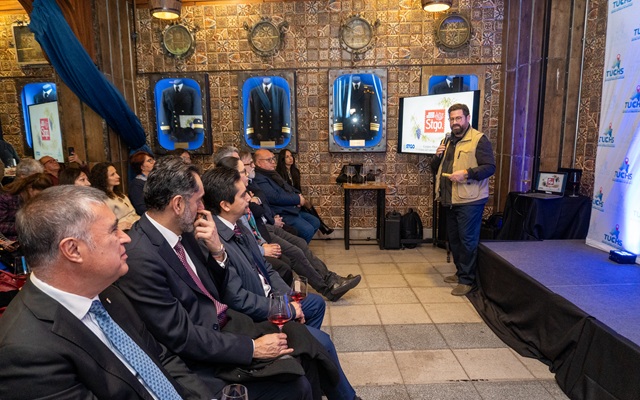Enoturismo urbano la nueva apuesta turística del  Centro Histórico de Santiago