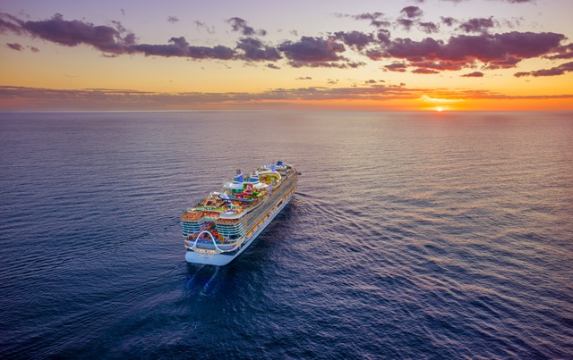 Los cruceros del 2027 trazan rutas distintas para familias, parejas y amigos